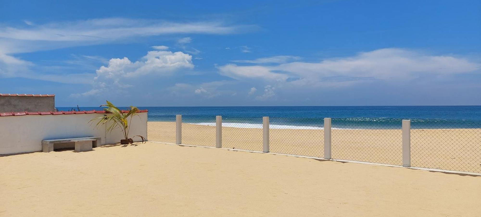 Tropical Beach House Hikkaduwa Exterior foto
